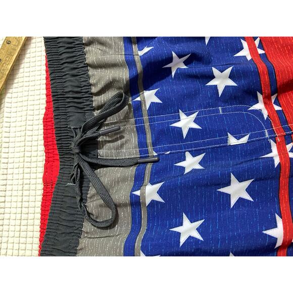 Zero Exposure Men's USA size L UPF 50+ comfort liner stretch Black swim trunks - Picture 4 of 7